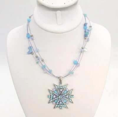 Collar Ilusión Cruz Maltesa 16" Plata-P Multihilo Vidrio Azul y Ojo de Gato Foto 1 de 3