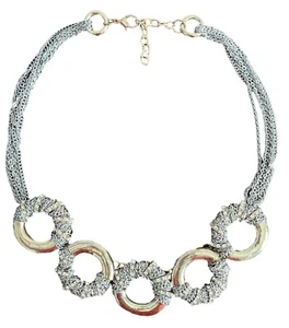Collar distintivo de capa de cadena de disfraz anillos circulares multi lazo tono plata dorado - Imagen 1 de 8