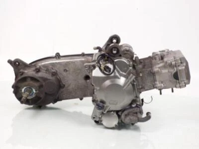 Bloc moteur origine pour Scooter Suzuki 125 Burgman Après 2008 03H Occasion - Photo 1/3