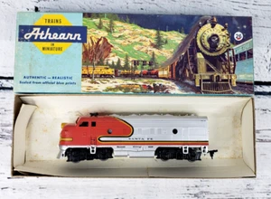 HO Scale Athearn 3201 Santa Fe F7A Super Powered Locomotive - Picture 1 of 4
