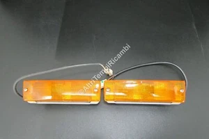 COPPIA FANALINI ANTERIORI VOLKSWAGEN PASSAT DAL '83 AL '88 3327117 INDICATOR TUR - Foto 1 di 1