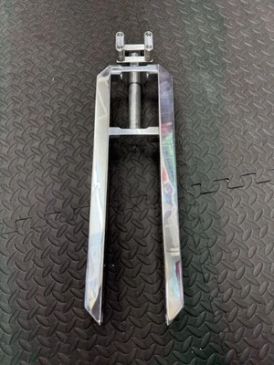 ATOM BIKES 1 OF 1 24” BMX RACING CRUISER FORK 1 1/8" THREADLESS MID SCHOOL - Image 1 of 4