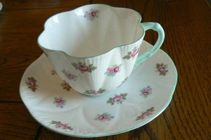 Vintage Shelley China England Cup & Saucer Rosebud Dainty FREE US SHIP - Picture 1 of 6