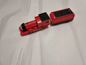 Thomas The Tank & Friends Trackmaster MOTORIZED TALKING JAMES TRAIN USA ACCENT - Picture 1 of 5