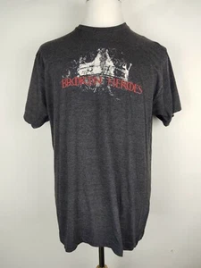 Sunday Cool Gray Broken Heroes Christian T-shirt Size XL - Picture 1 of 4
