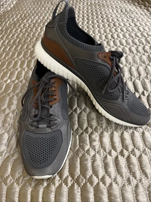 Zapatilla deportiva de vestir artesanal Cole Haan para hombre talla 8 Grand Motion.   Excelente estado Foto 1 de 4