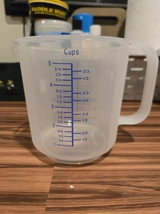 TUPPERWARE NEW MIX N STORE PITCHER 1803-1 - Blue - Picture 1 of 4