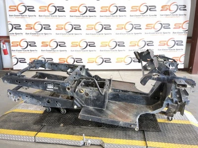 04-16 John Deere Gator HPX 4x4 cuadro principal chasis recto M0RG0FA130124 Foto 1 de 4