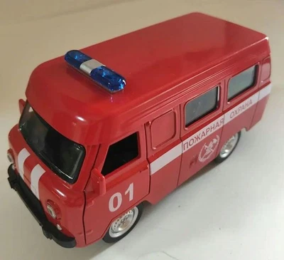 1/18  Russia UAZ WAZ Offroad Buchanka YA452 Fire Command Vehicle 835595 - Image 1 of 4