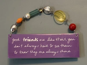 Placa de pared de cerámica Sandra Magsamen Good Friends are like stars 7" L x 2 1/4 - Imagen 1 de 3