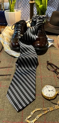 NEW IZOD Mens 100% Silk Classic Stripe Repp Necktie Black Silver USA - Image 1 of 4