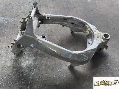 2003 Suzuki Gsxr600 Gsxr 600 Main Frame Chassis EZ REG 3862638830 EXEMPT 01-03  - Image 1 of 4