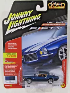 JOHNNY LIGHTNING R4 CLASSIC GOLD 1970 CAMARO RS/SS B 1 OF 2.980 FATHOM BLUE POLY - Bild 1 von 3