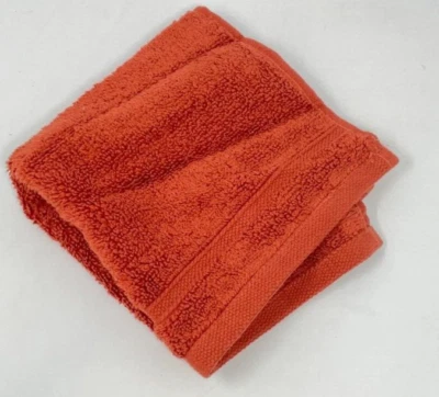 Toallita Hotel Collection Ultimate MicroCotton 13" x 13" - Pimentón Foto 1 de 4