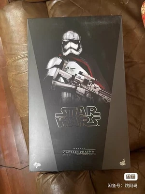 Figura Capitana Phasma Hot Toys MMS328 Star Wars 1/6 First Order Force Awakens Foto 1 de 3