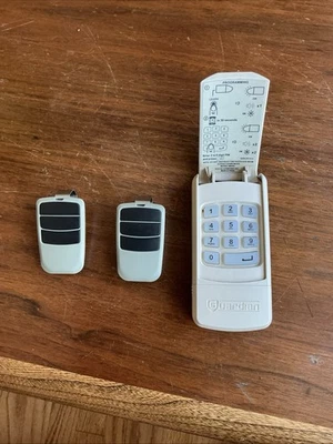 Guardian keypad + 3 Remotes - Image 1 of 4