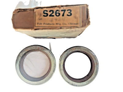 1932-1933 Nash 1080 1180; 32 Packard 900 rueda trasera exterior aceite grasa sello par Foto 1 de 3