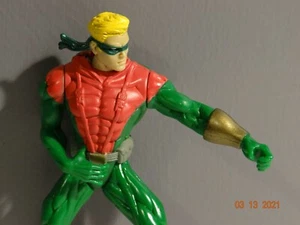 1997 Kenner: Total Justice: Green Arrow - Picture 1 of 3