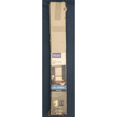 Persianas horizontales inalámbricas Better Homes & Gardens de 2", acabado roble,  Foto 1 de 4