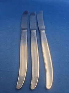 Lot of 3 WMF Cromargan Laurel Stainless Germany Triangle Dinner Knives 8" - Picture 1 of 6