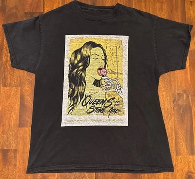 Queens Of The Stone Age QOTSA T-Shirt Lick Them Like Them READ Size L? Vintage? - Image 1 of 4
