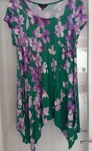 Phase Eight Green Floral Long-sleeved Top Tunic - Size 16 - Picture 1 of 4