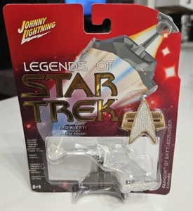 Johnny Lightning Legends of Star Trek Klingon D7 Battlecruiser Cloaked NIP - Picture 1 of 3