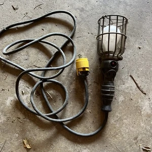 Trouble Work Light Garage Shop Metal Caged Handheld - Picture 1 of 7