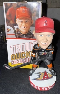 Mike Trout Los Angeles Angels Anaheim Ducks Bobblehead 2019 nuovo con scatola nuovo SGA AM830 - Foto 1 di 5