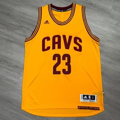 Camiseta LeBRON JAMES Cleveland Cavaliers Grande 44 Adidas Swingman Auténtica Cavs Foto 1 de 4