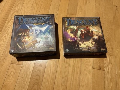 Viajes de descenso en la oscuridad y laberinto de ruinas Foto 1 de 2