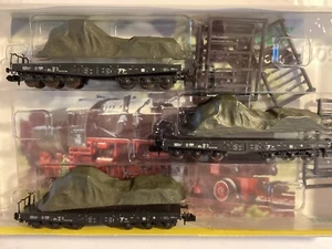 Minitrix 15040 Wagen-Set „Schwertransport“ mit 3 Schwerlastwagen Epoche 2 - Bild 1 von 5