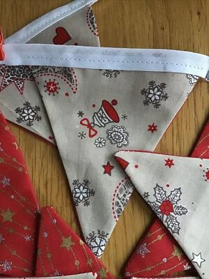 Bunting hecho a mano. Estrellas de Navidad Copo de Nieve Botones 1.5 Aprox METROS 11 BANDERA Foto 1 de 4