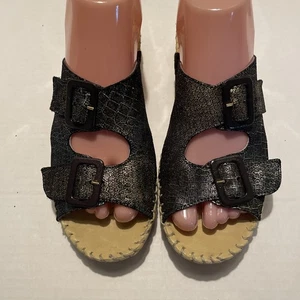 La Plume Damen Riemchensandale Schnalle Metallic Bronze & Grün Animal Print Gr. 7 - Bild 1 von 9