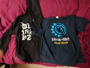 BLINK 182 Vintage Tour Jacket / Hoodie Rare Plus Blink 182 Upstaging TourT-Shirt - Picture 1 of 13