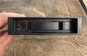 HP Proliant 3,5'' HDD Server Leerfüller Caddy Tray - Bild 1 von 5