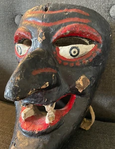 "Maschera da danza antica arte popolare messicana dipinta in legno nero e rosso ~ 8,25"" x 7"" x 5" - Foto 1 di 8