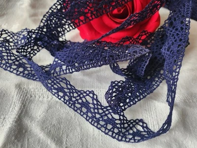 Dentelle vintage bleu foncé coton  3 métres sur 2 cm A5 - Photo 1/4