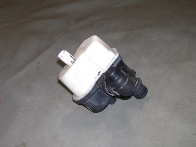 Jaguar XF 2009 original bote de vapor de combustible bomba detección de fugas 026122022 Foto 1 de 4