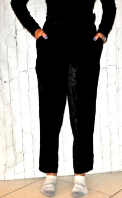 Pantalones de mujer Armani Collezioni cremallera lateral tiro alto pierna recta terciopelo negro 10 Foto 1 de 4