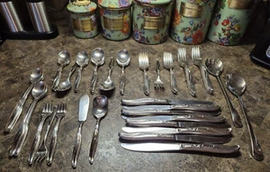 48 Pieces Rogers & Bros Original Rogers Inspiration Circa 1960 (Part of set) - Picture 1 of 13