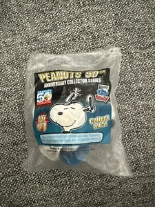 Wendy's Peanuts 50th Anniversary Snoopy Kids Meal Toy #5 & Woodstock NIP - Picture 1 of 12