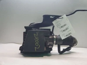 11-13 FIESTA Air Cleaner Automatic Transmission MPN: AE81-9A675-AA - Imagen 1 de 12