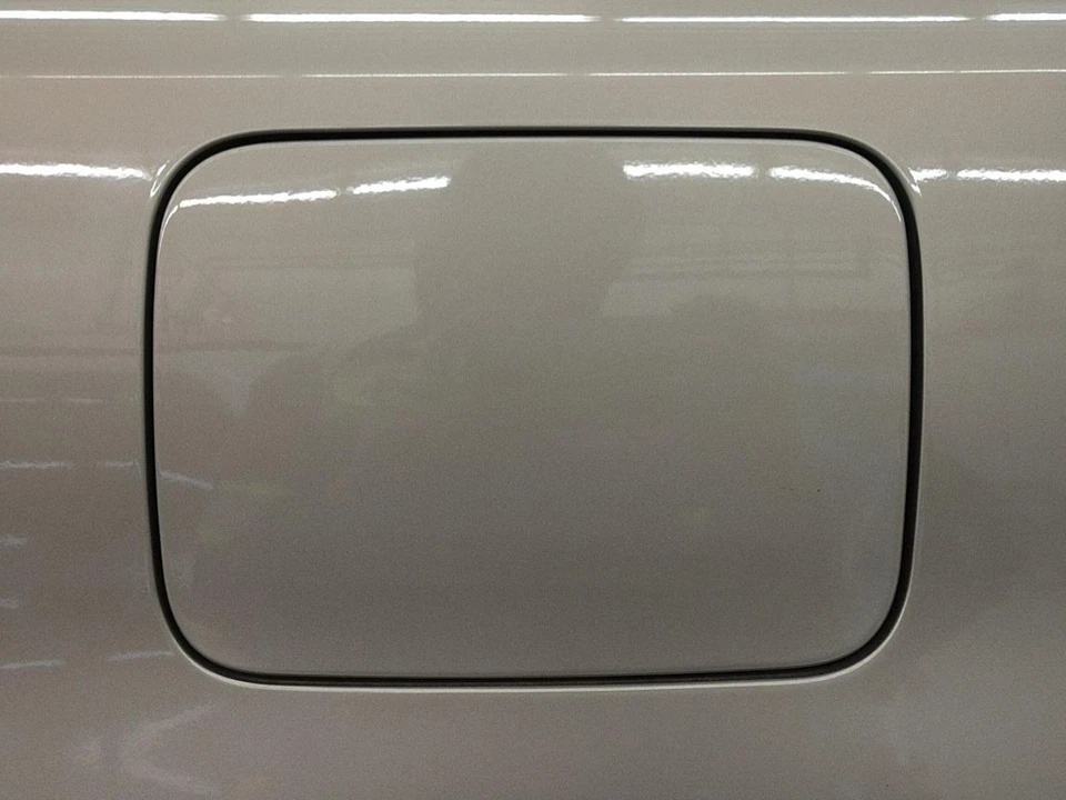 Solapa de puerta de llenado de combustible para Infiniti QX80 2019 Assy Tan Foto 1 de 1