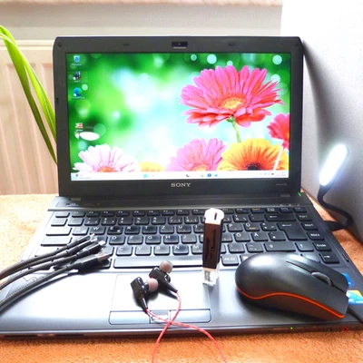 Sony Vaio S11 13 pollici l 1TB SSD Windows 11 PRO 8GB RAM NUOVO l TURBO... - Immagine 1 di 4