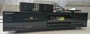 Reproductor de discos compactos Sony CDP-311, con mando a distancia - Imagen 1 de 23