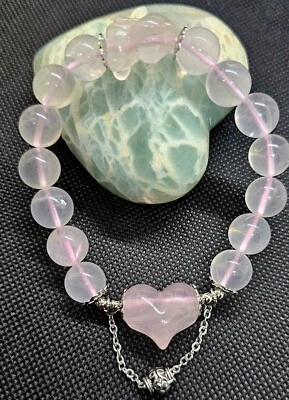 Pulsera de cuarzo rosa y transparente de 10 mm con dijes colgantes Foto 1 de 4