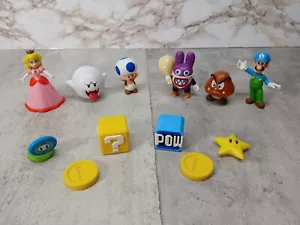 World of Nintendo Super Mario Bros 2.5" Figure Lot- Peach, Toad, Luigi, Nabit - Picture 1 of 10