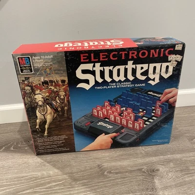 Juego de mesa Electronic Stratego 1982 Milton Bradley en caja - Completo y probado Foto 1 de 4