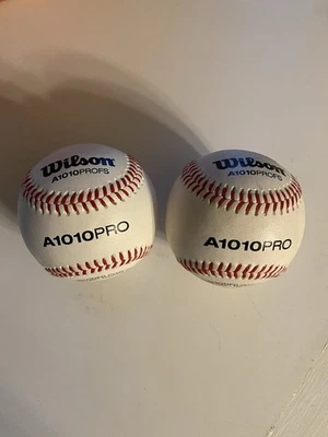 2 pelotas de béisbol universitarias Wilson A1010PROFS NUEVAS Foto 1 de 2